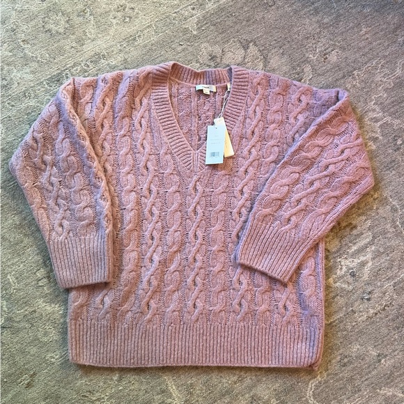 VINCE- Lattice Cable Knit Wool & Alpaca Sweater: Mauve Orchid-Size Medium. NWT - Picture 3 of 14